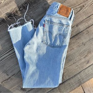 Levi’s Wedgie Straight Leg High Rise Jean